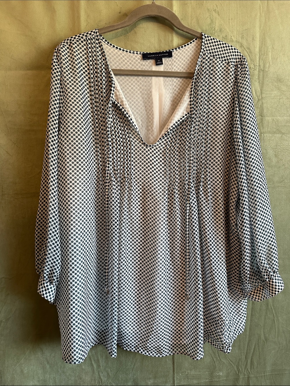#940 Tommy Hilfiger Black & White Dot Peasant Tunic